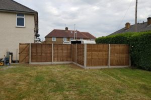 London – fence construction